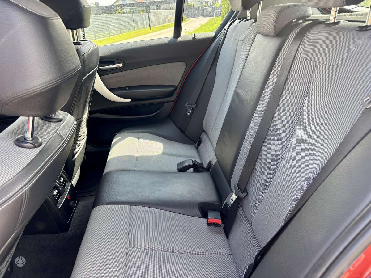 BMW 120, 2.0 l., hatchback