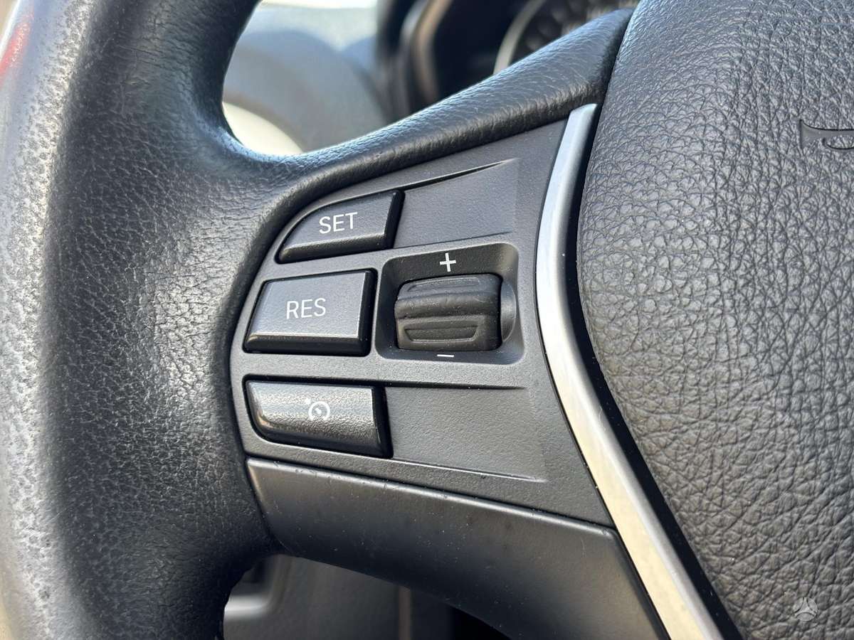 BMW 120, 2.0 l., hatchback