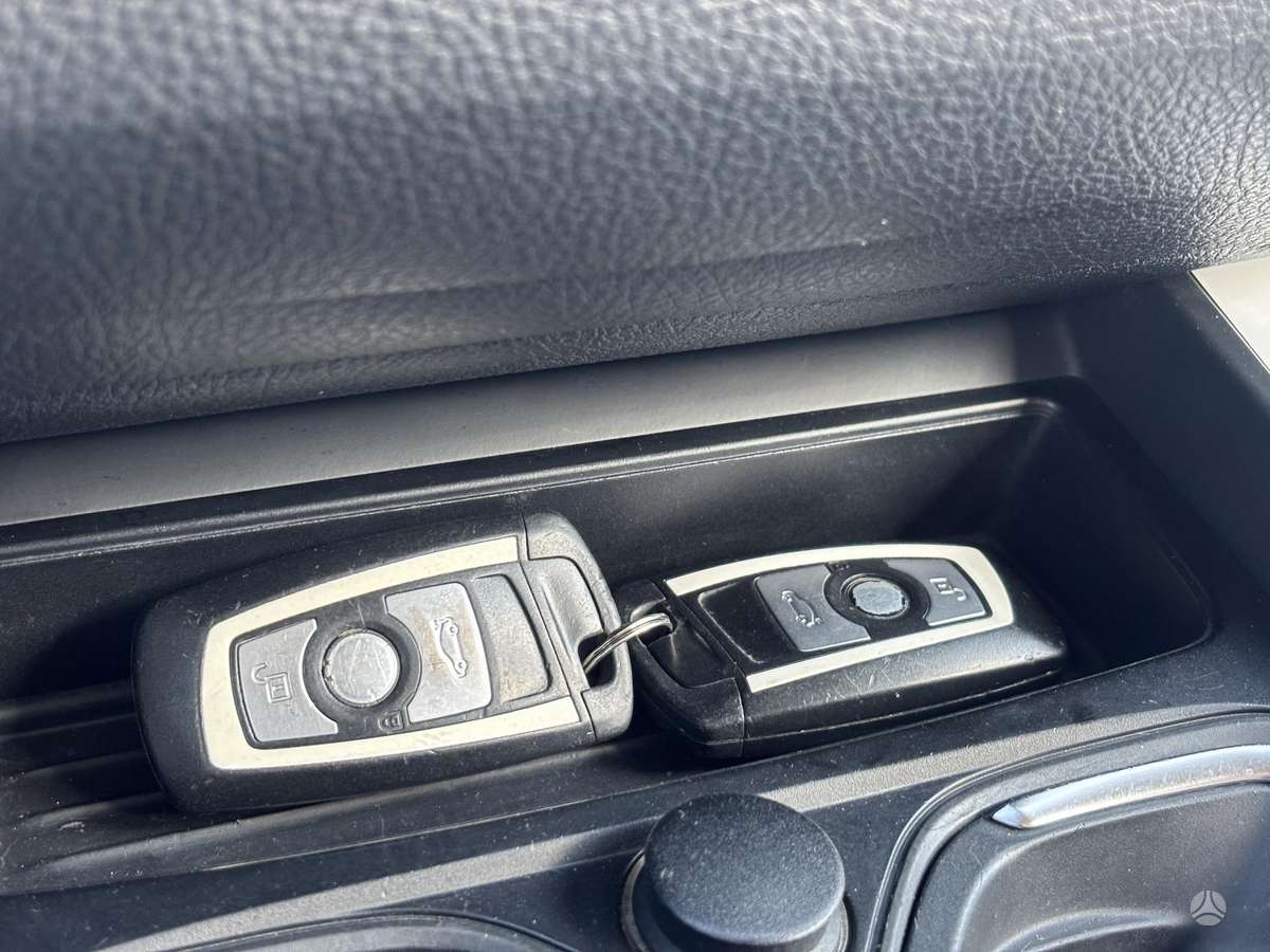 BMW 120, 2.0 l., hatchback
