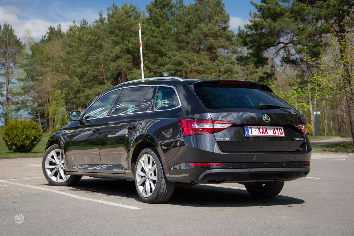 Skoda Superb, 2.0 l., Универсал