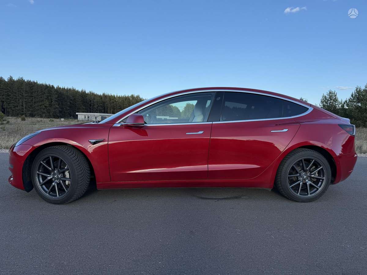 Tesla Model 3, 81 kWh, sedanas