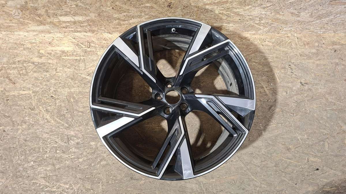 Audi RS 6, 4K0601025R, Cen33914