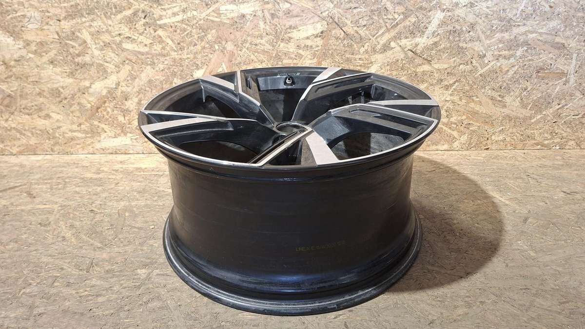 Audi RS 6, 4K0601025R, Cen33915