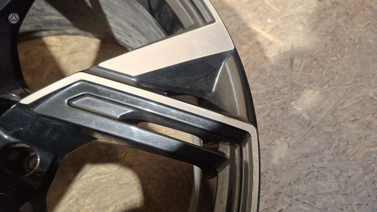 Audi RS 6, 4K0601025R, Cen33915