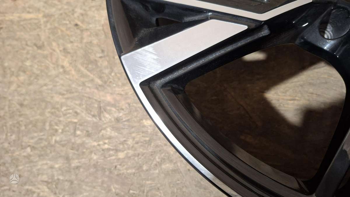 Audi RS 6, 4K0601025R, Cen33915