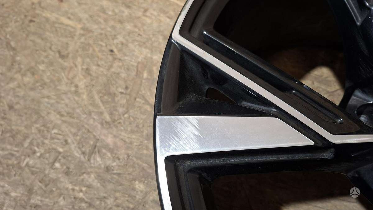 Audi RS 6, 4K0601025R, Cen33915
