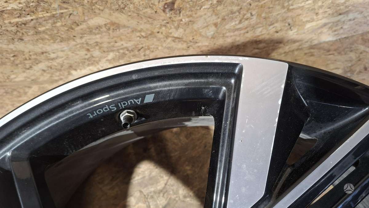 Audi RS 6, 4K0601025R, Cen33915