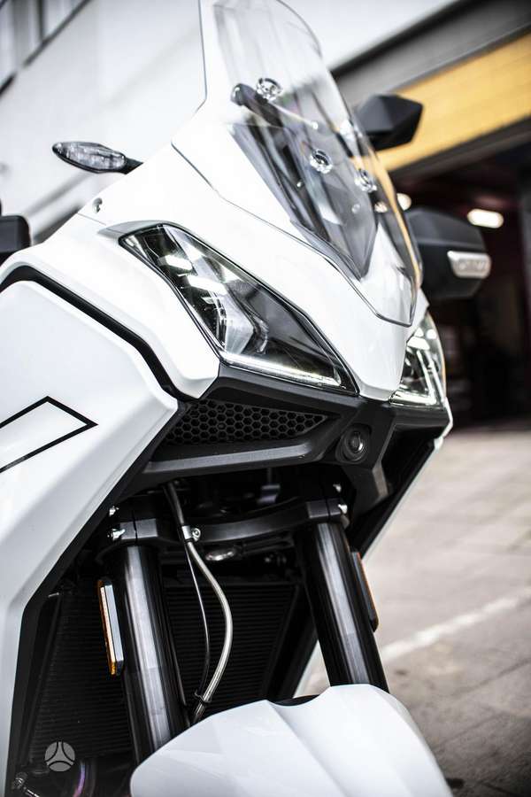 Moto Morini X-Cape 693cc, эндуро / adventure