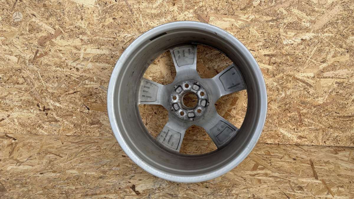 Audi Q7, 4M0601025F, Cen33462