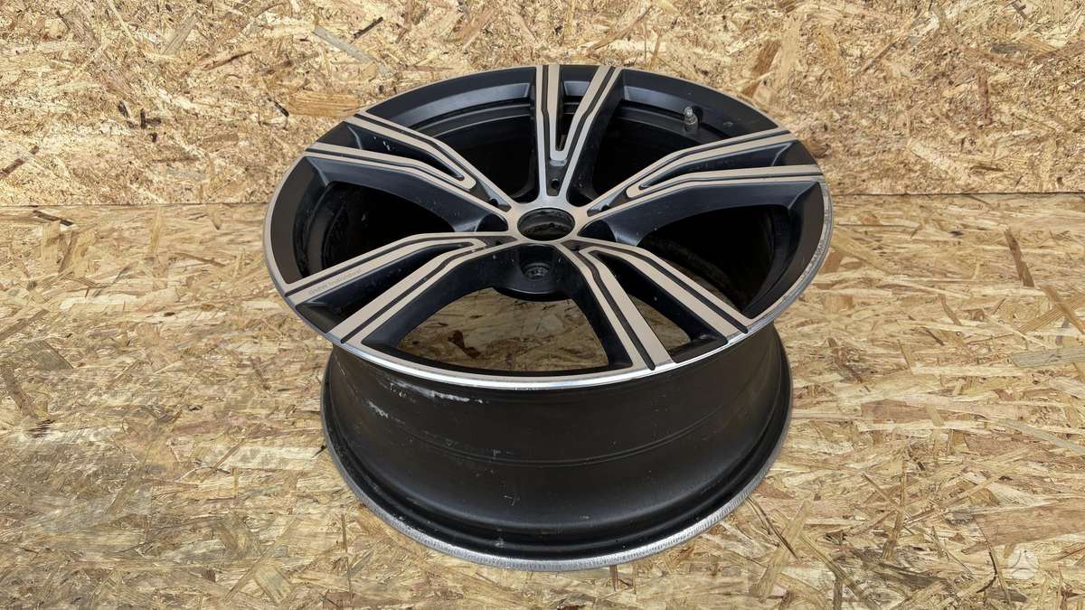 BMW 3 serija, 8089897, Cen33464
