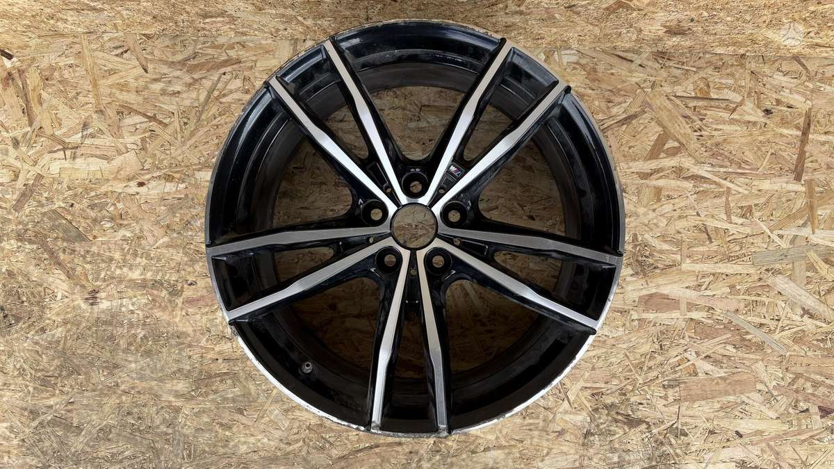 BMW 3 serija, 8090095, Cen33465