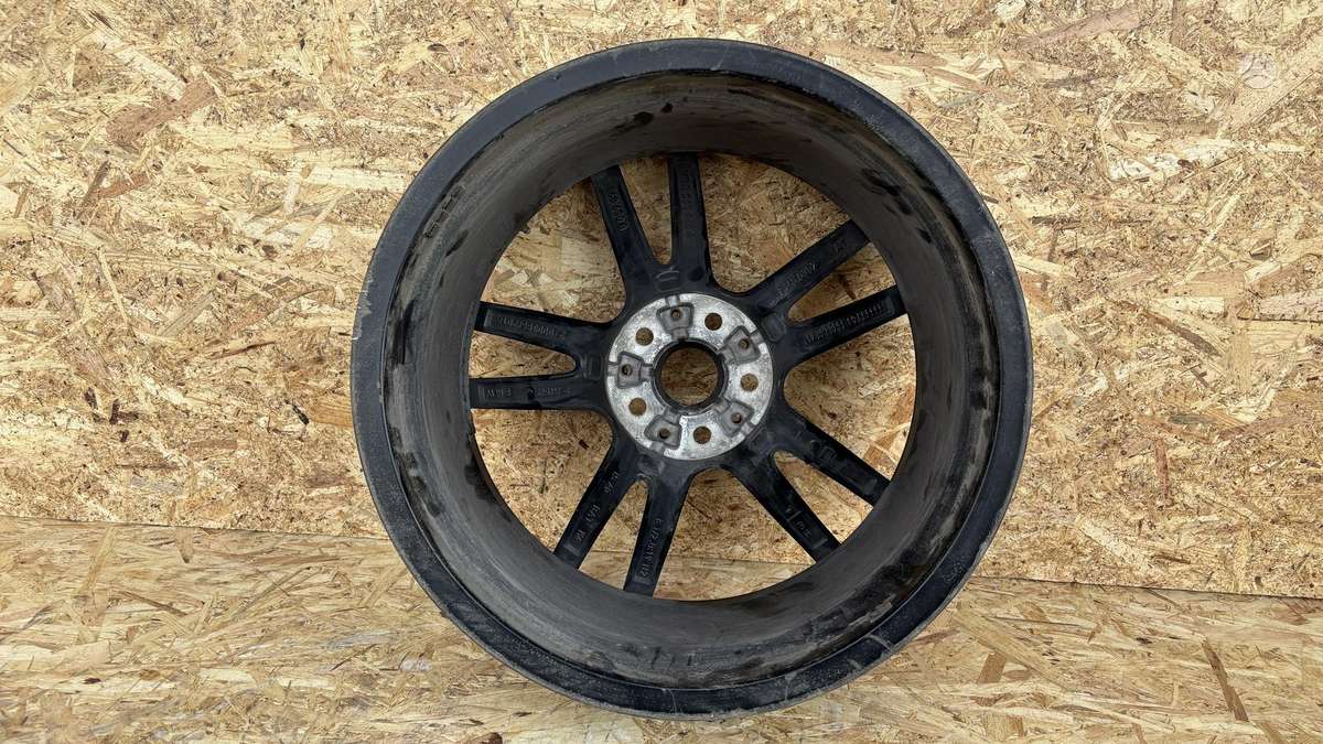BMW 3 serija, 8090095, Cen33465