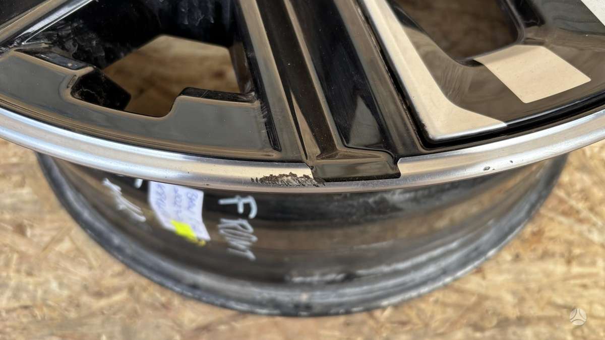 BMW 5 serija, 5A324E8, Cen33467