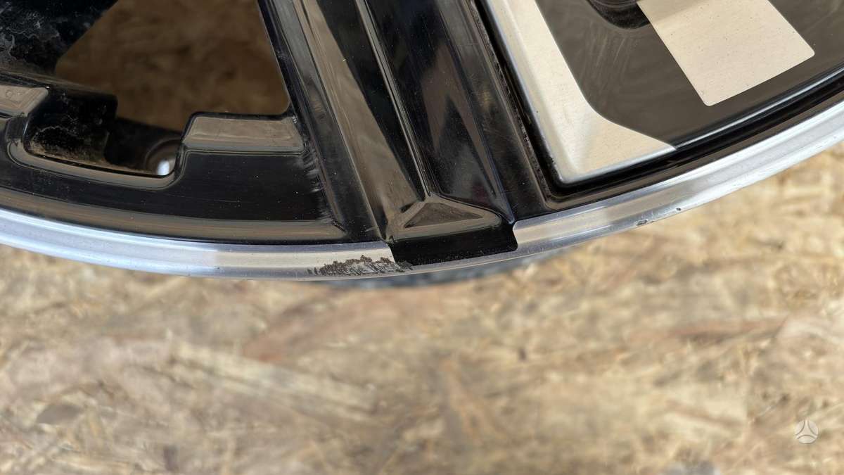 BMW 5 serija, 5A324E8, Cen33467