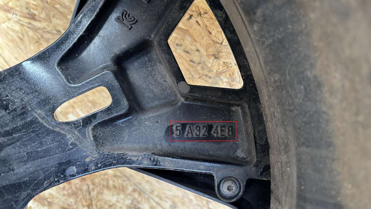BMW 5 serija, 5A324E8, Cen33467