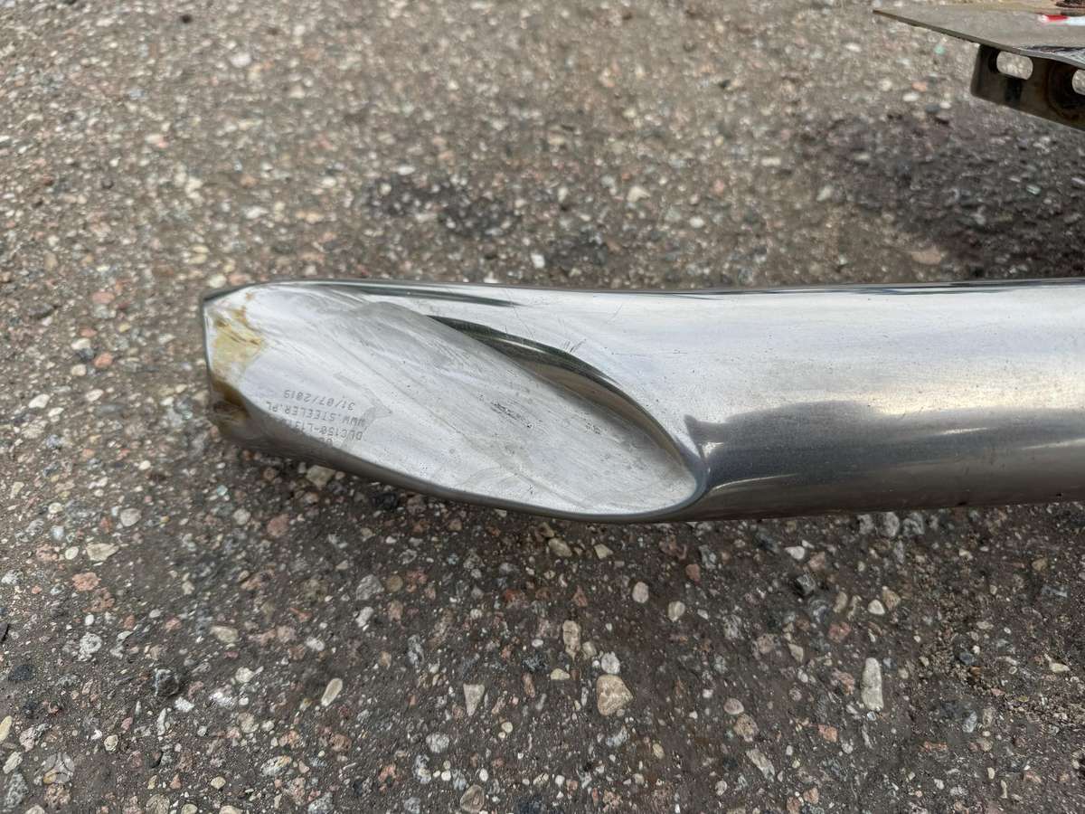 Toyota Land Cruiser bumper reinforcement