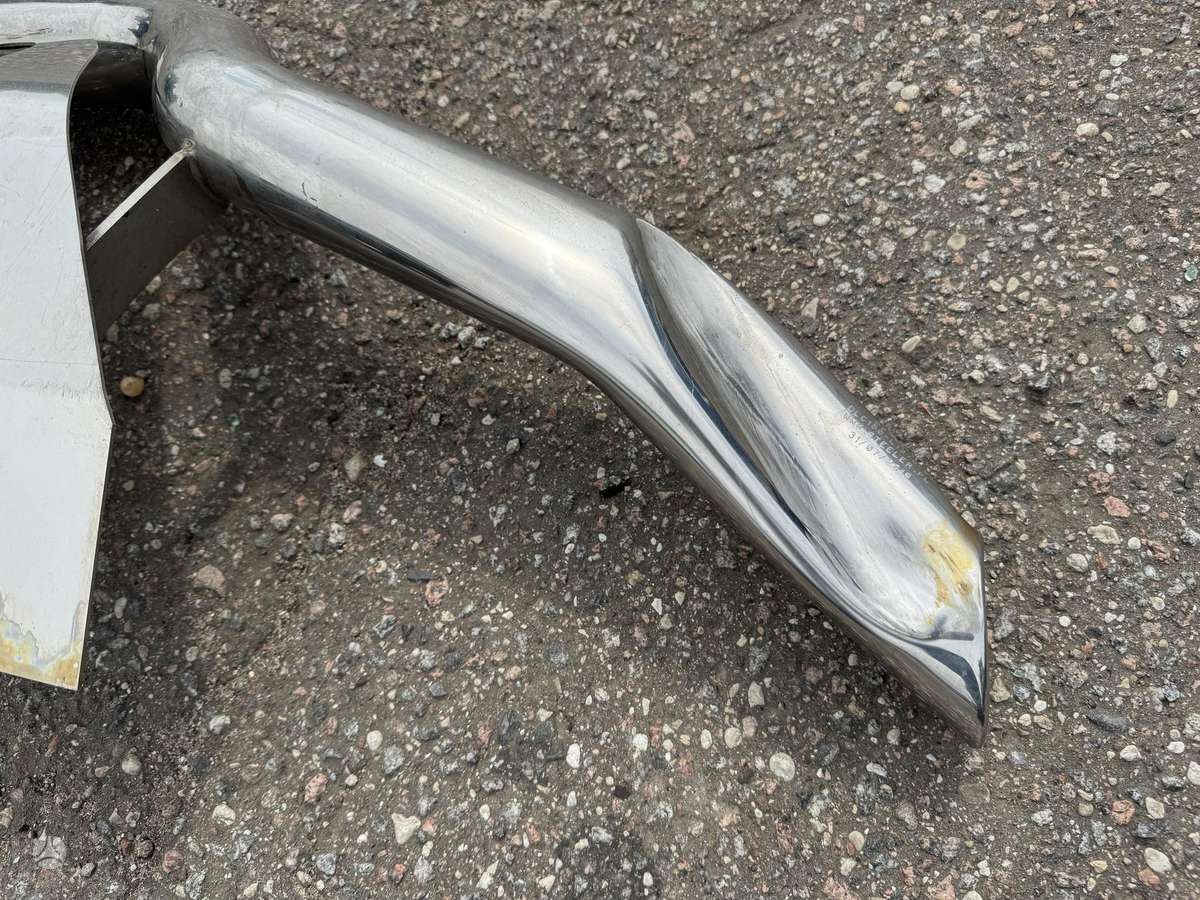 Toyota Land Cruiser bumper reinforcement