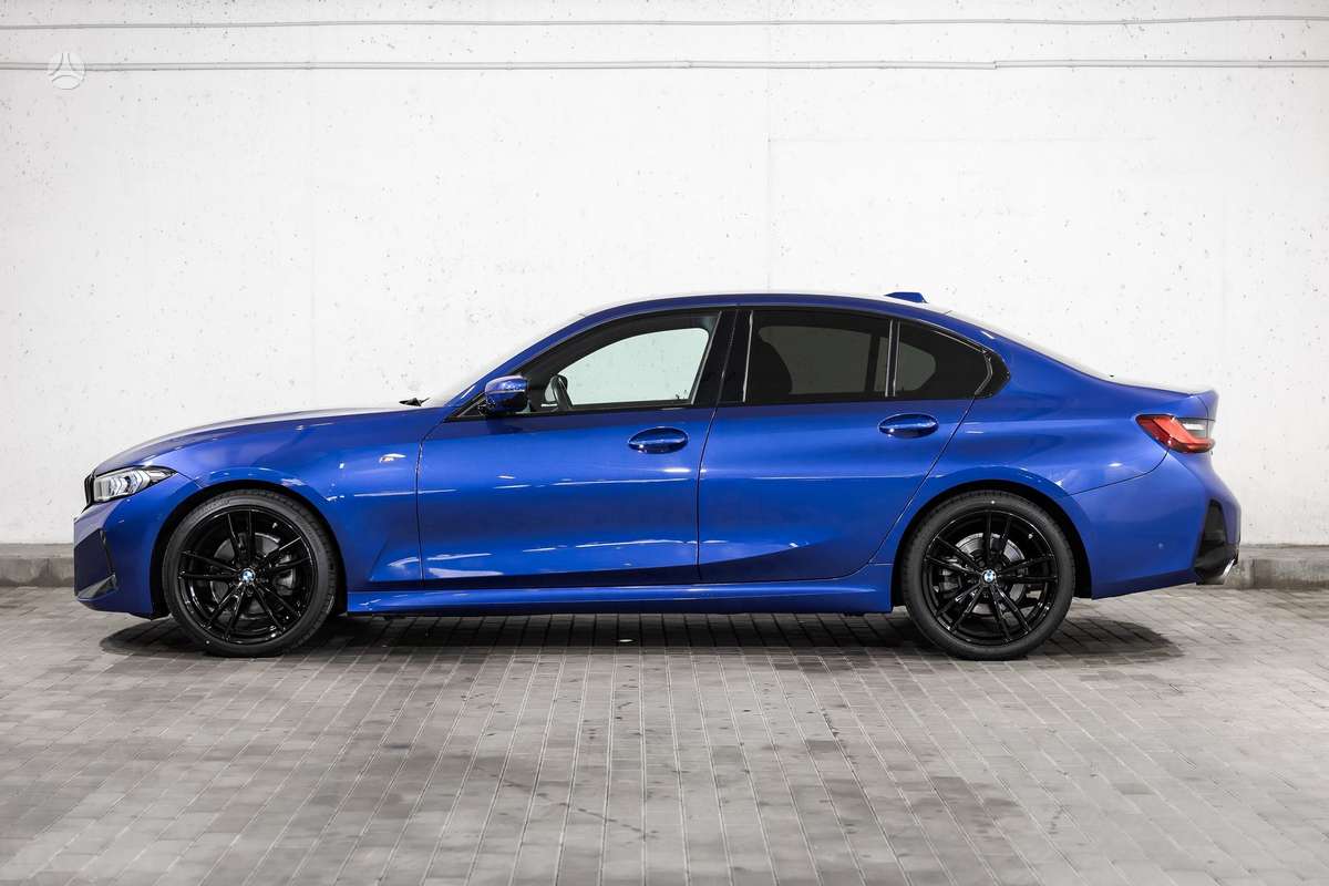 BMW 320, 2.0 l., Седан