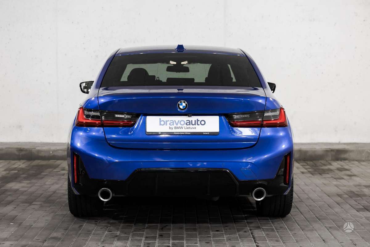 BMW 320, 2.0 l., Седан
