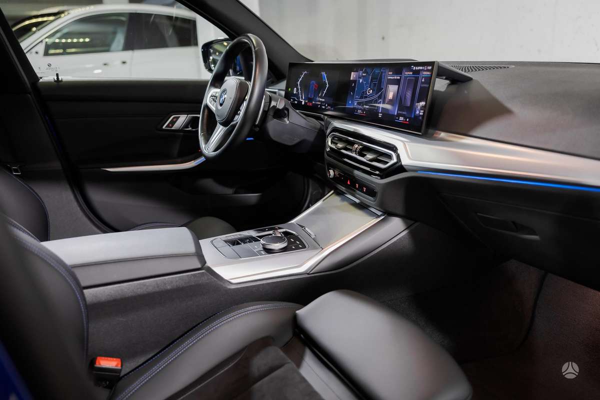 BMW 320, 2.0 l., Седан
