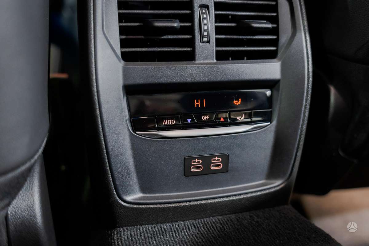 BMW 320, 2.0 l., Седан