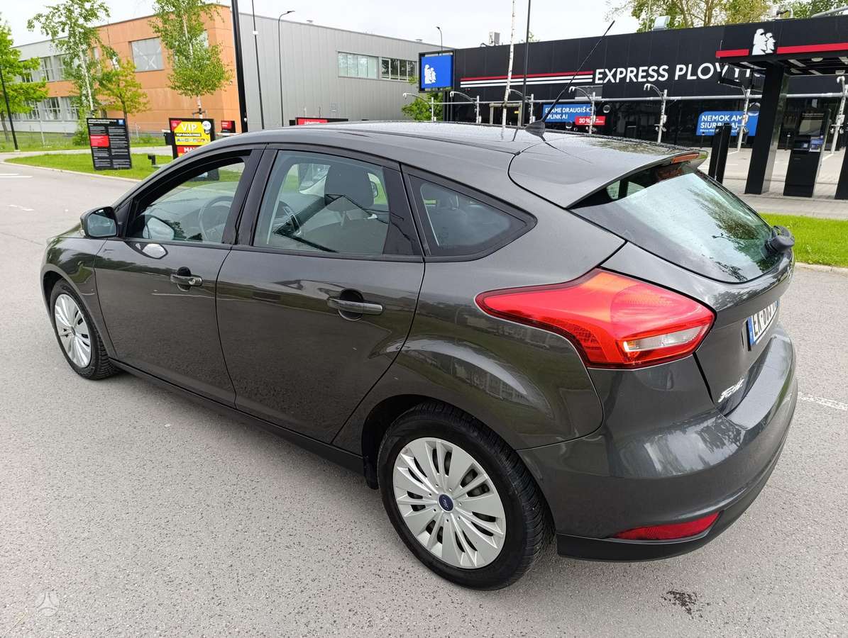 Ford Focus, 1.0 l., Хэтчбек