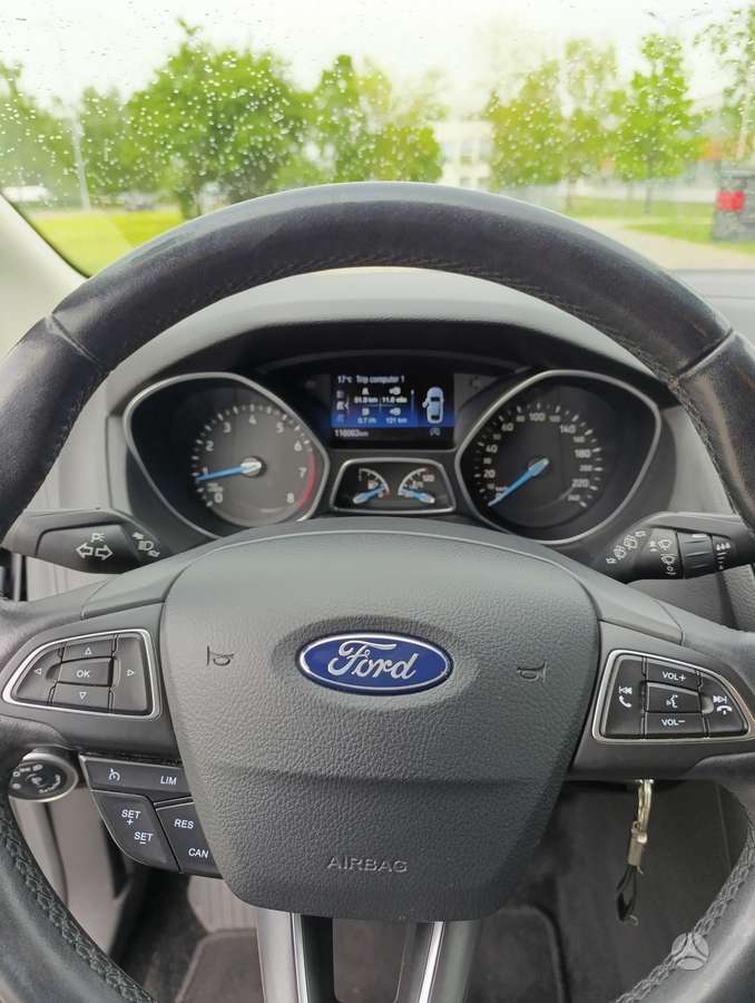 Ford Focus, 1.0 l., Хэтчбек