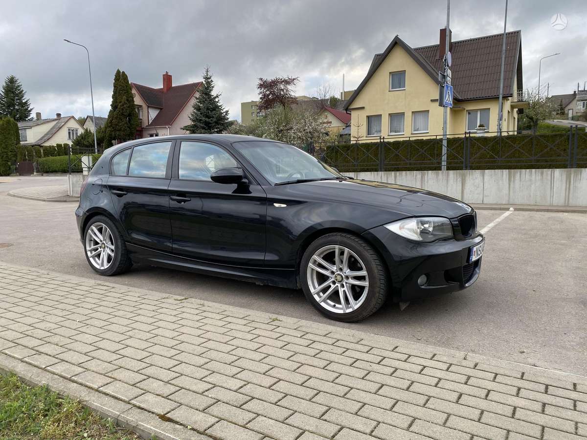 BMW 118, 2.0 l., Хэтчбек