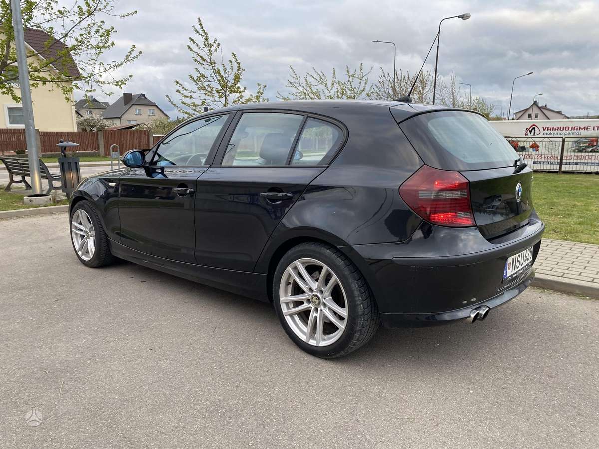 BMW 118, 2.0 l., Хэтчбек