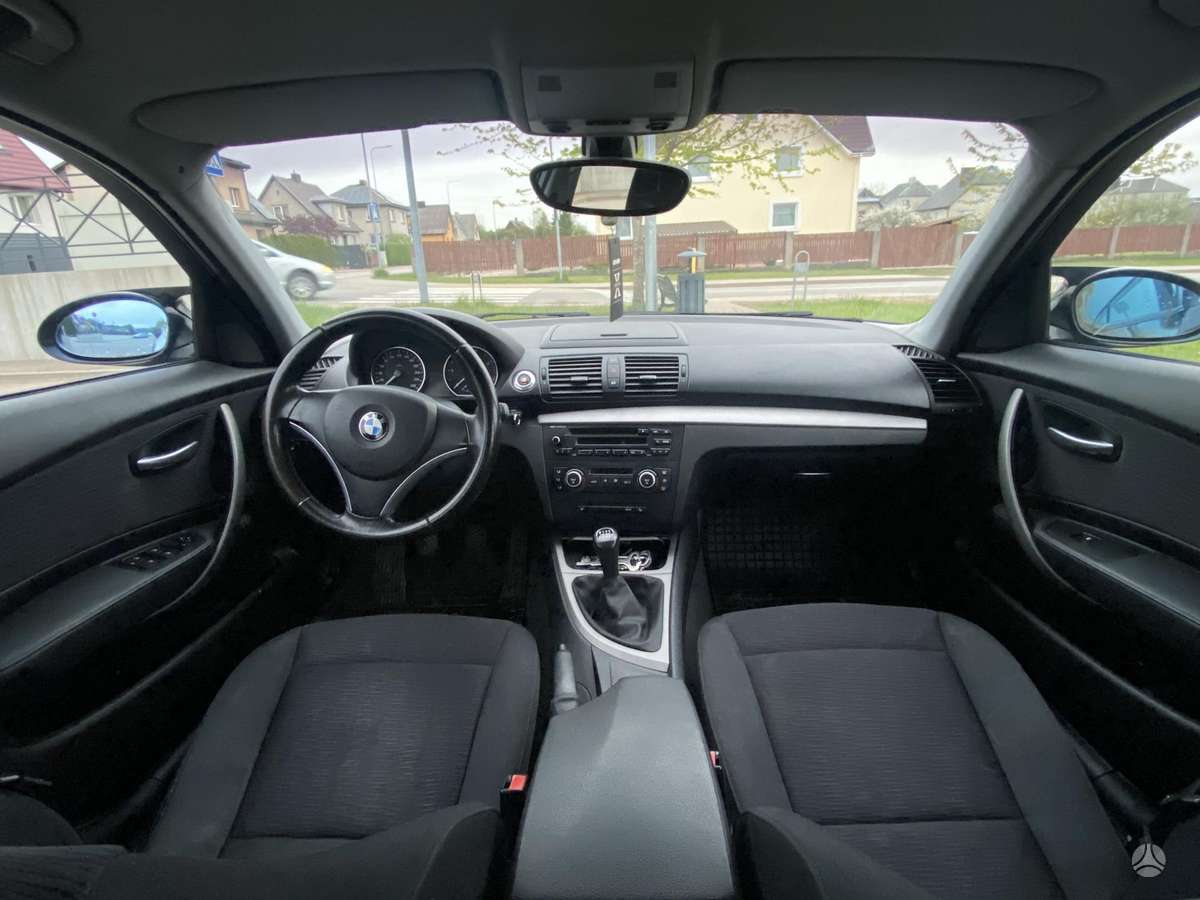 BMW 118, 2.0 l., hatchback