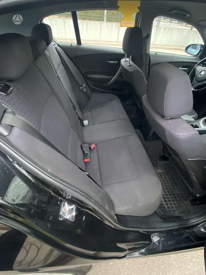BMW 118, 2.0 l., Хэтчбек