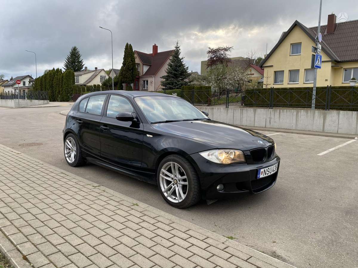BMW 118, 2.0 l., Хэтчбек