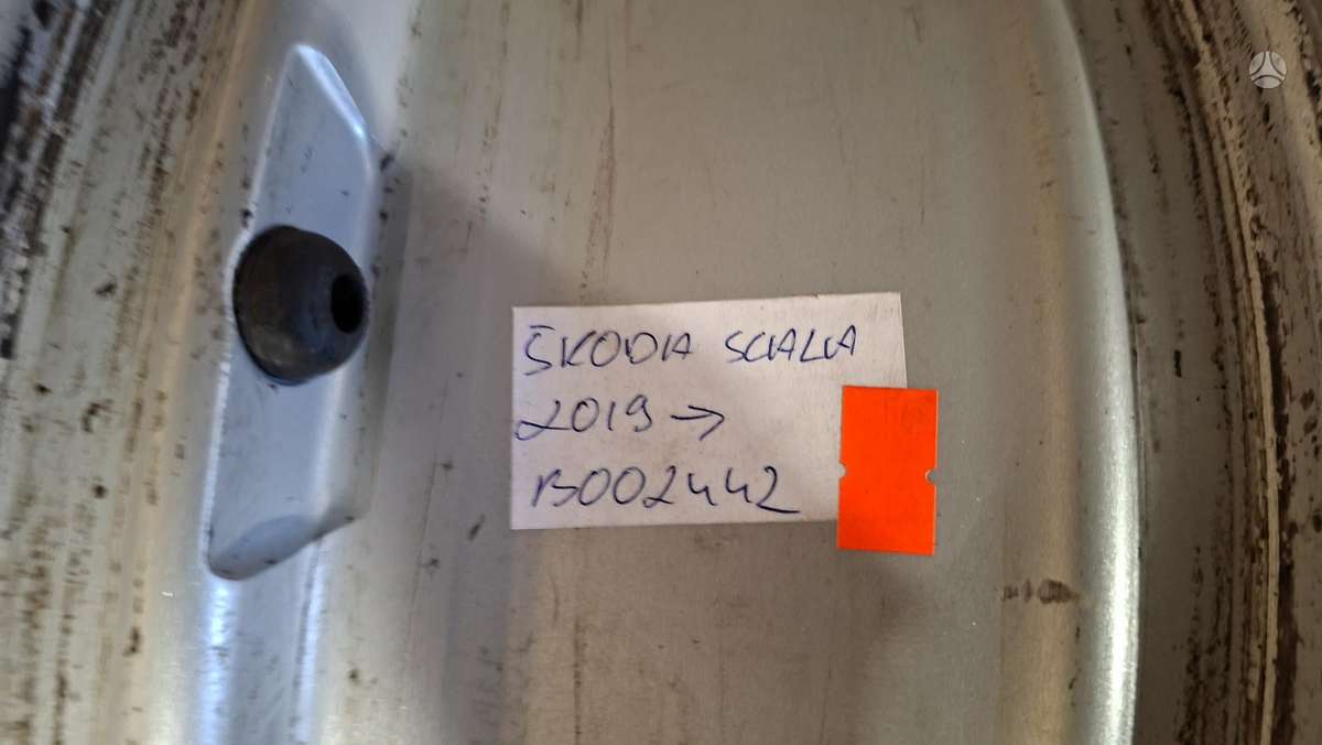 Skoda Scala, 657601025, Cen33541