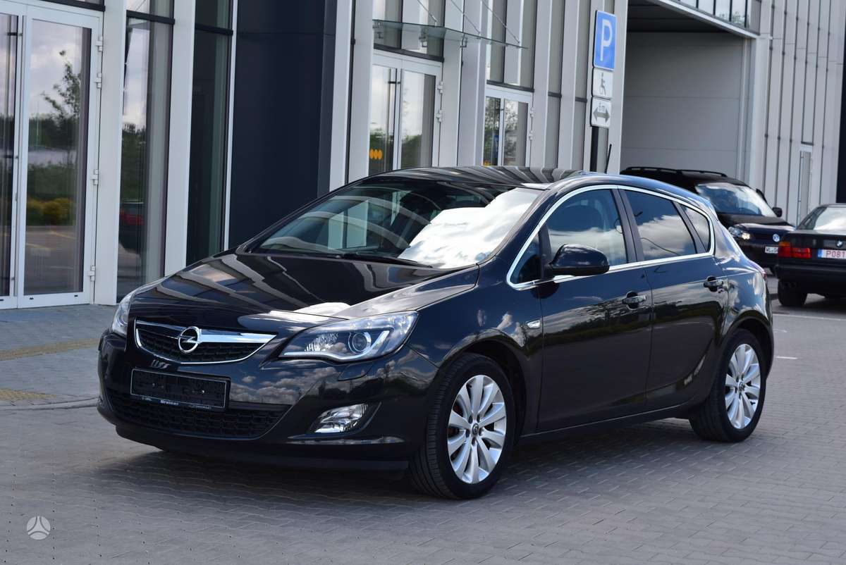 Opel Astra, 1.4 l., Хэтчбек