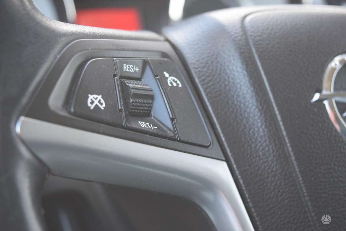 Opel Astra, 1.4 l., Хэтчбек