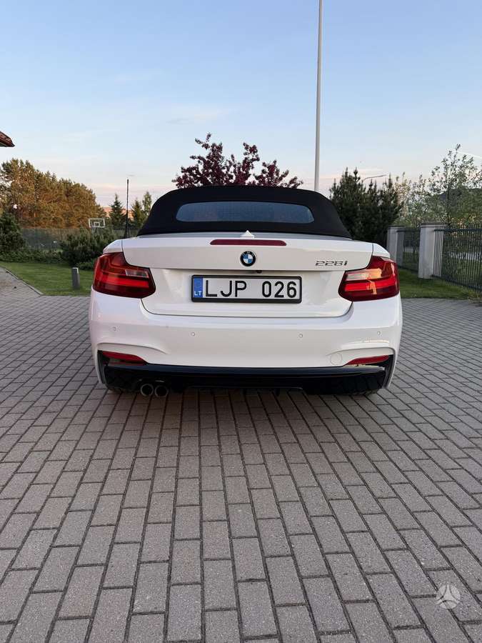 BMW 228, 2.0 l., convertible