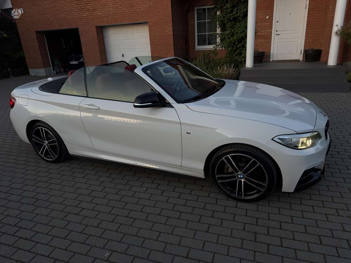 BMW 228, 2.0 l., Кабриолет