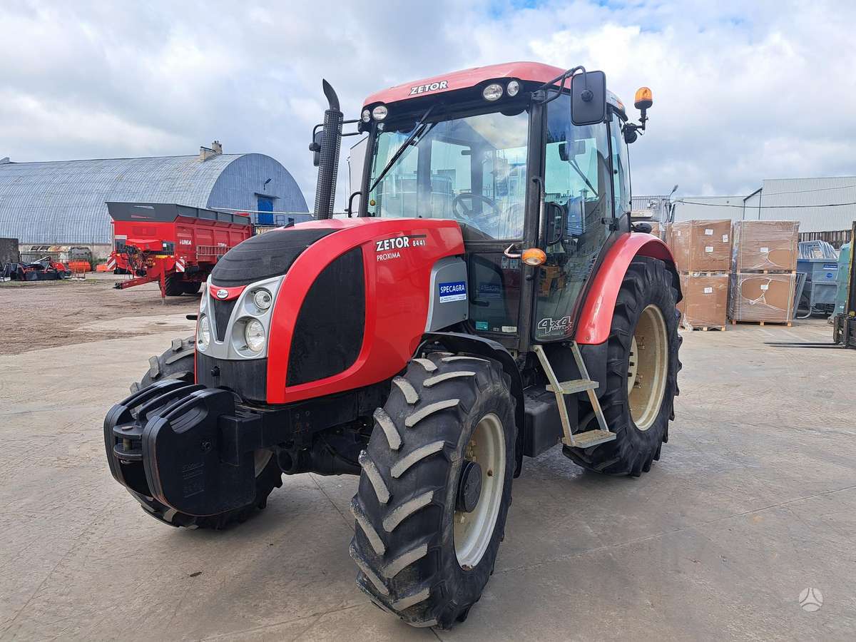 Zetor Proxima 8441, tractors