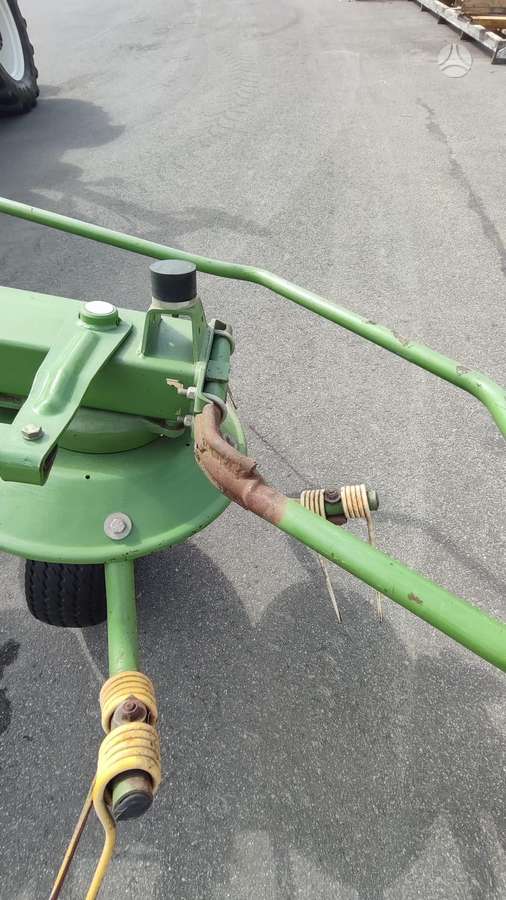 Krone KW 7.92, переворачиватель