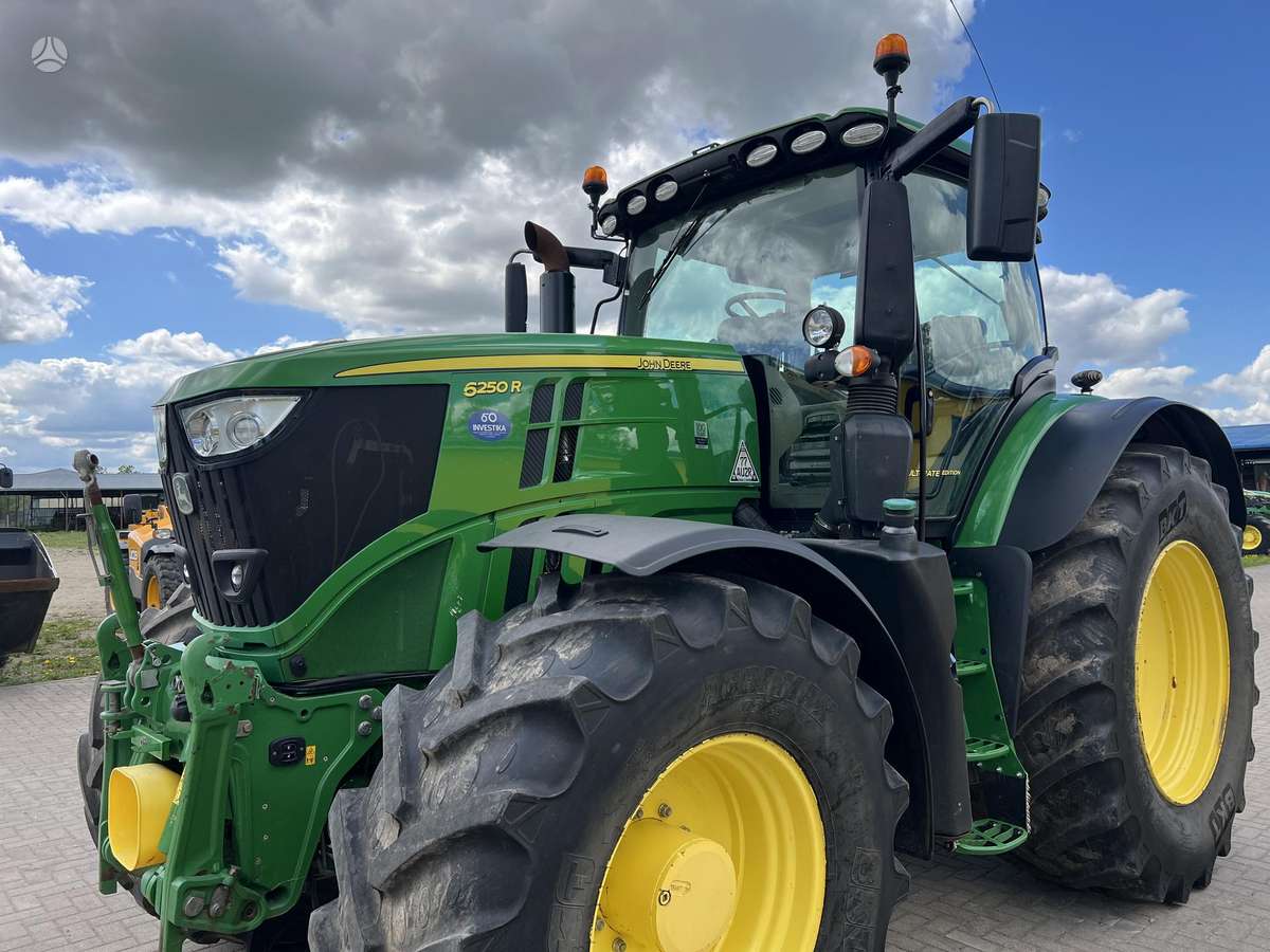 John Deere 6250R/JAU LIETUVOJE, тракторы
