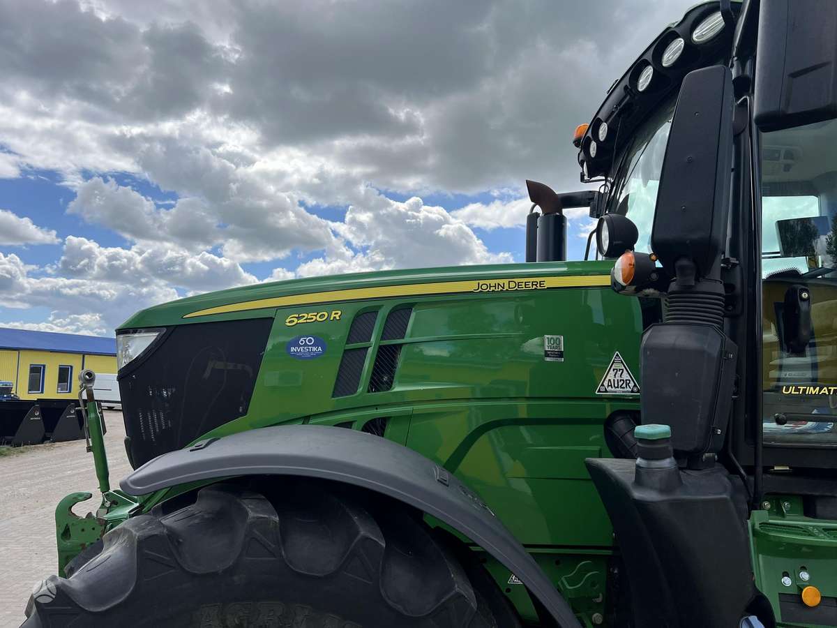 John Deere 6250R/JAU LIETUVOJE, тракторы