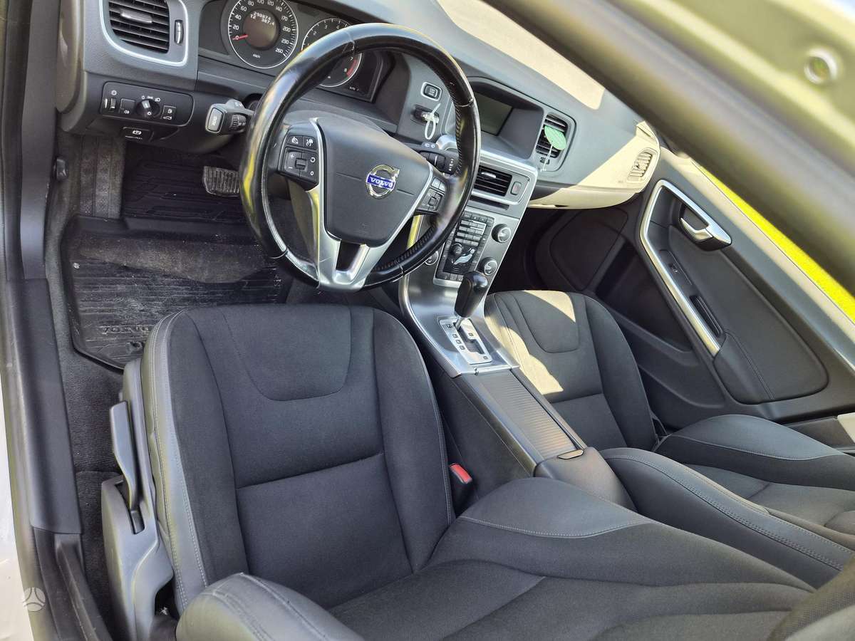 Volvo V60 - 12