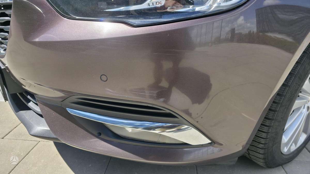 Opel Insignia, 1.5 l., Хэтчбек