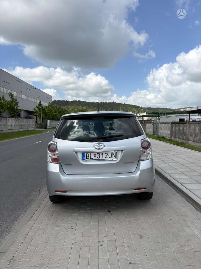 Toyota Verso - 5