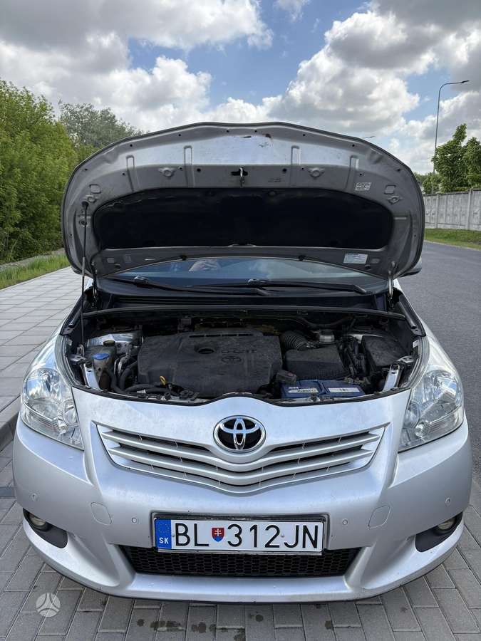 Toyota Verso - 10