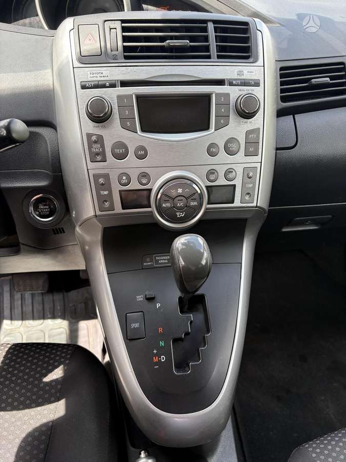 Toyota Verso - 11