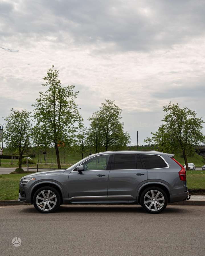 Volvo XC90 - 3