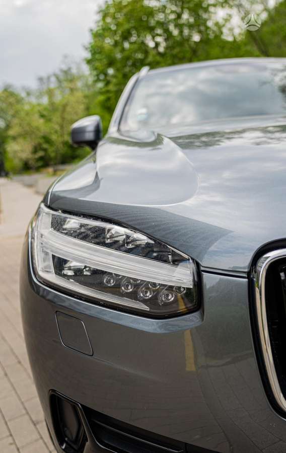 Volvo XC90 - 8