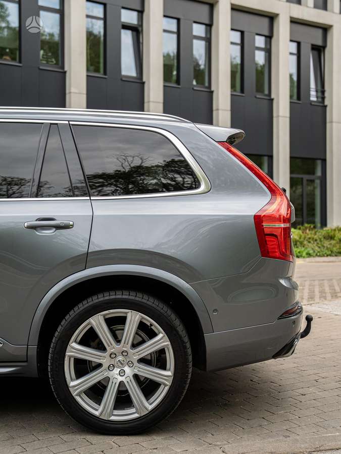 Volvo XC90 - 10