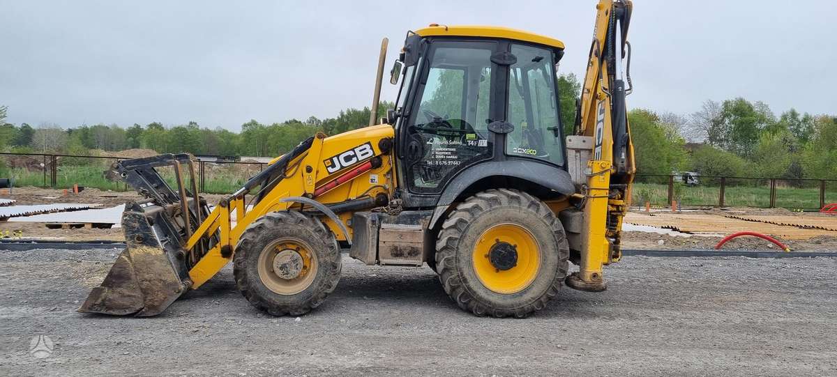 JCB 3 CX, excavator loader